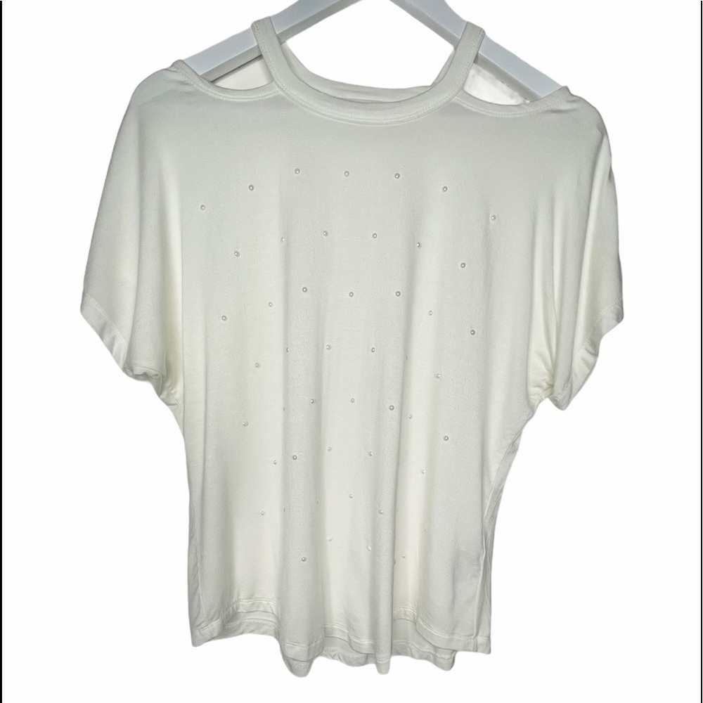 NWT Nanette Off White Cold shoulder top